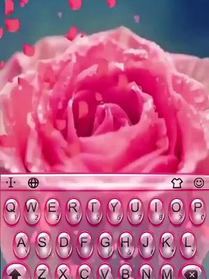 Enjoy a fully customizable keyboard