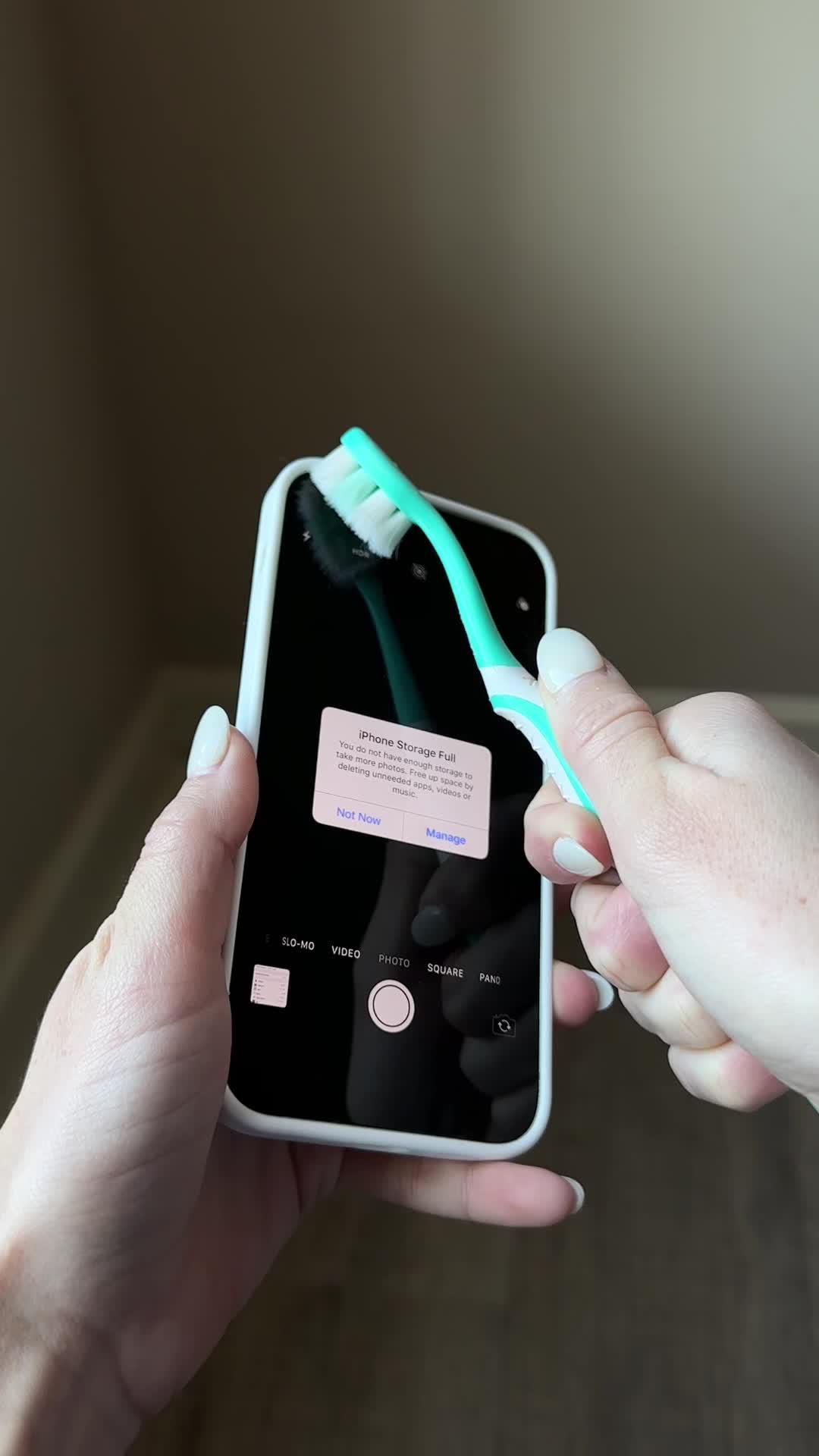 Free up iPhone storage in seconds with Ai Cleaner!