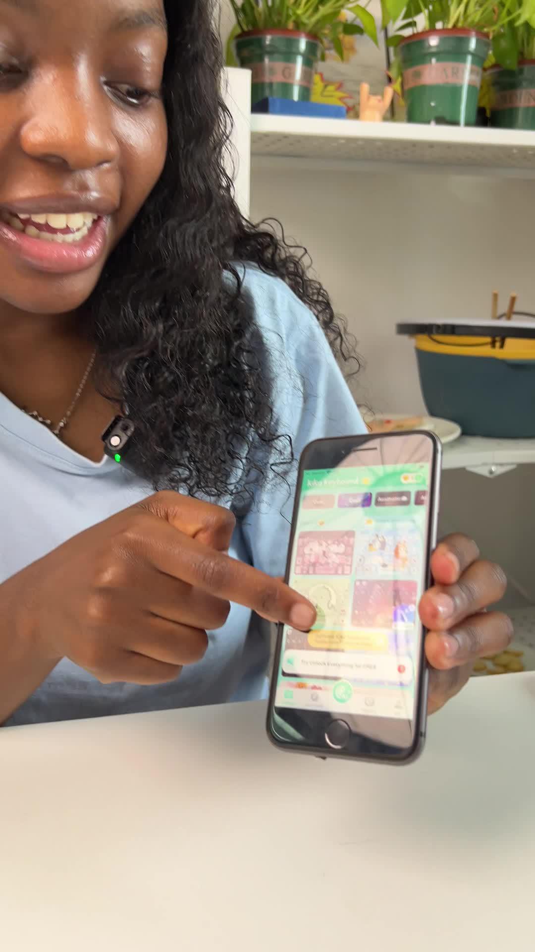 Set exclusive  keyboard& themes for your Phone!