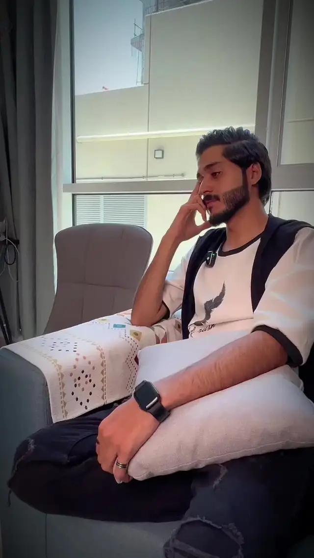 هل يوجد أحد للعب معا؟