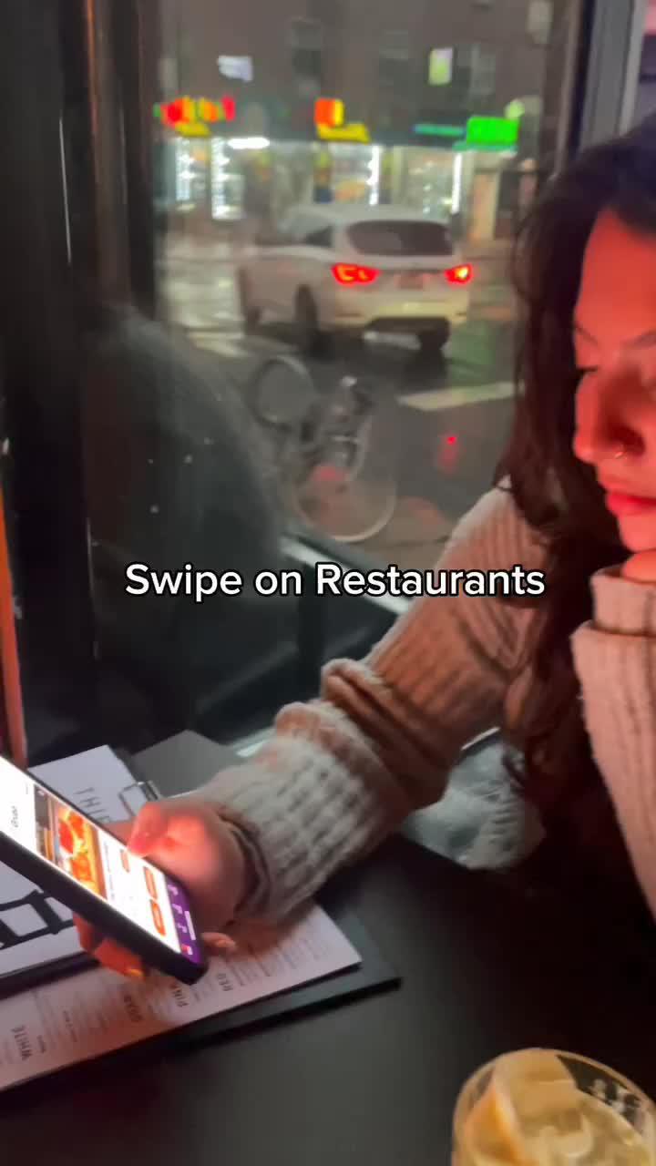 Less decisions, more food. Discover nearby restaurants based on what you want.