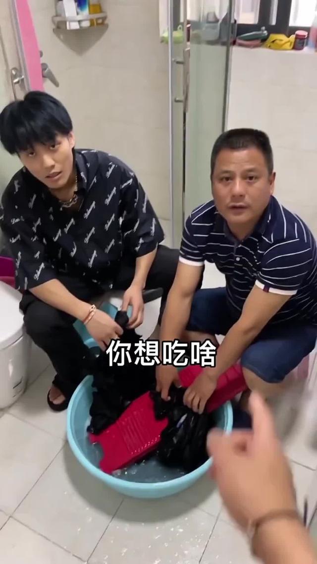 百萬玩家在線比拼 休閒放置卡牌 隨時暢玩