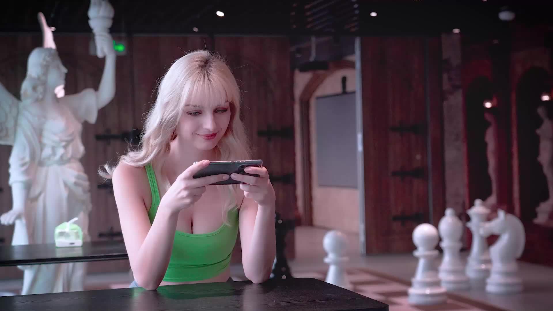 Join this top strategy game now.