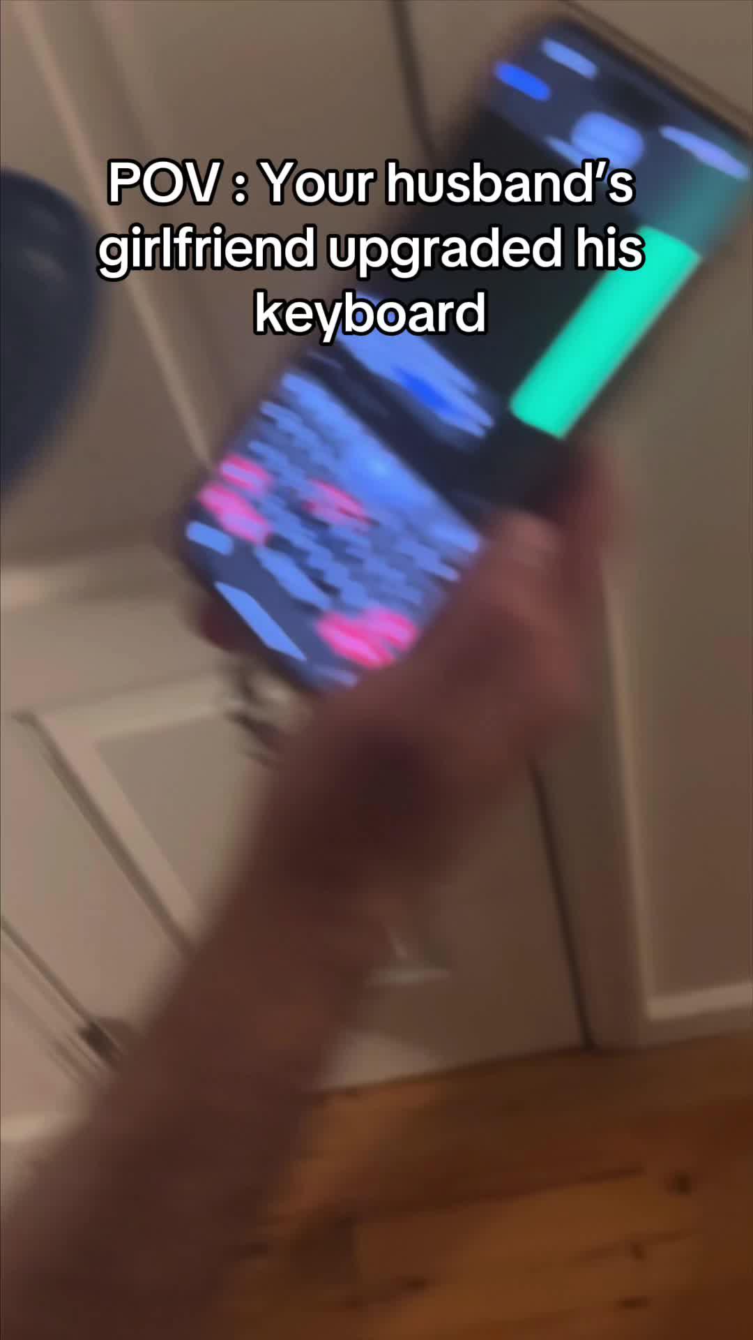 Set exclusive  keyboard& themes for your Phone!