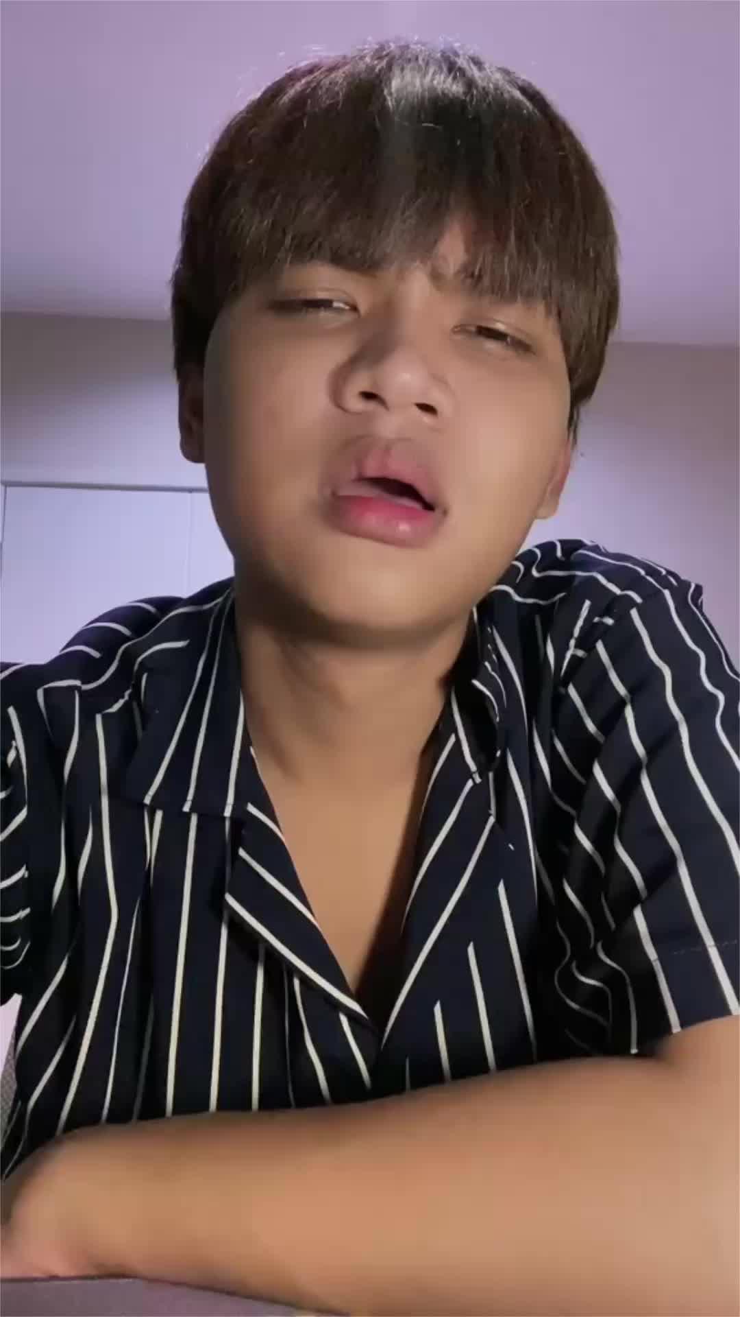 เล่นเกมกับเพื่อน