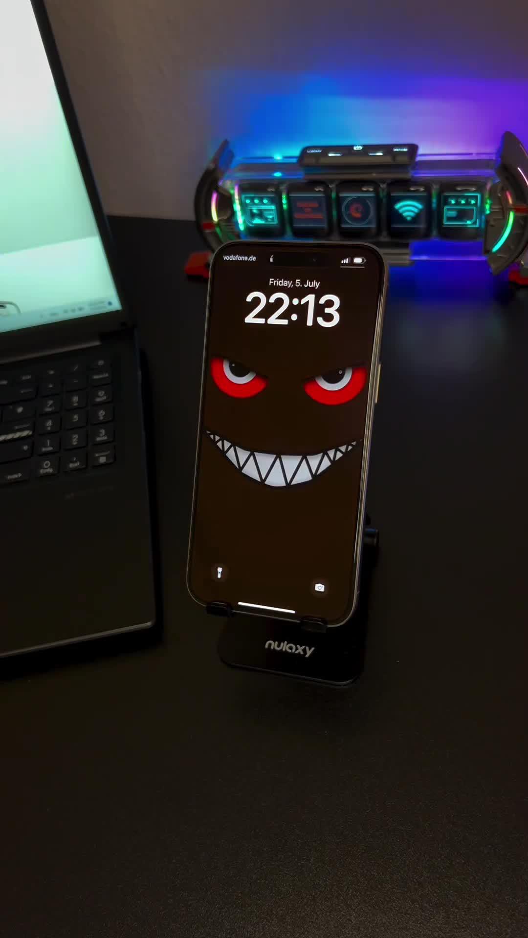 Best IOS App! awesomewallpapers & stylish app icons and more!Check out now!