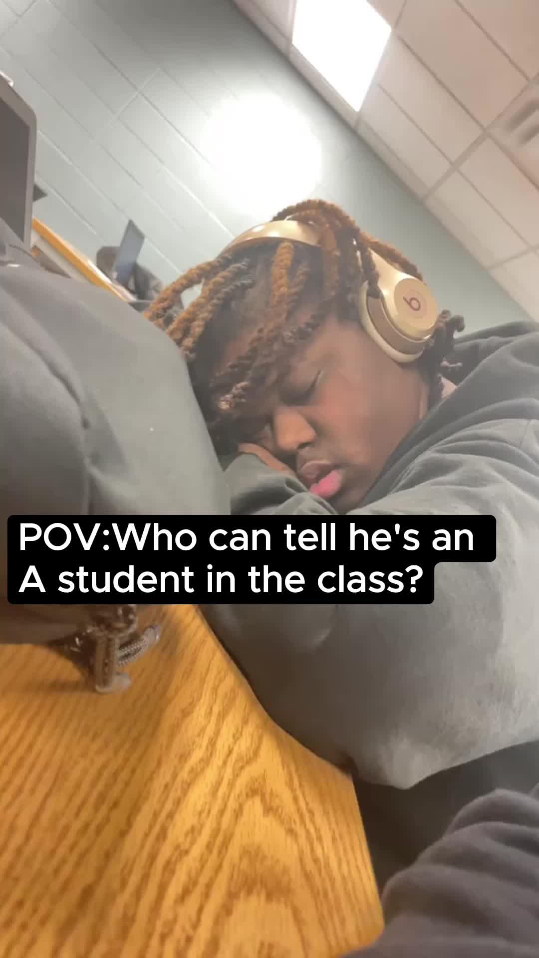 His name leon🤓#school #studytips #college #exam