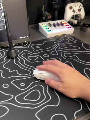 Best purchase I’ve made from temu🔥 🔎Search code dne5496 or Link in Bio⛓️‍💥 #pc #gaming #gamingpc #setup #gamingsetup #mouse #sharkattack #temu #temufinds #tech #techtok #gamingmouse