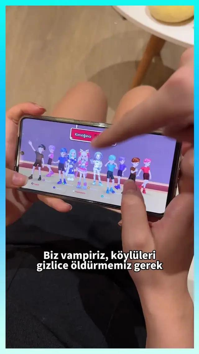 Bu oyuna gülmekten karnım ağrıyor.