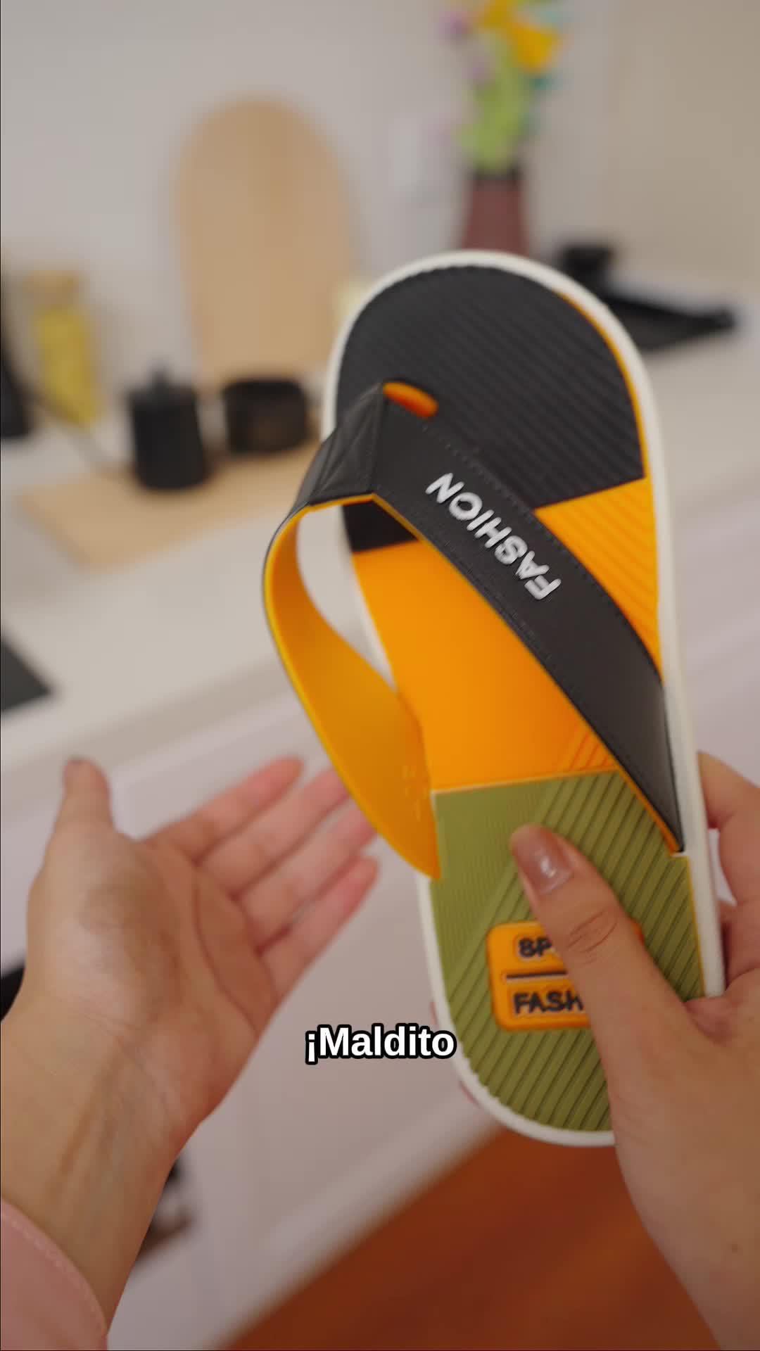 ¿Smartwatch con múñtiples funciones, con un diseño único y a un precio de risa? Lo podrás encontrar solo en temu #fyp #parati #promo #smartwatch #relojinteligente #mejorcompra #inteligencia #lachancla