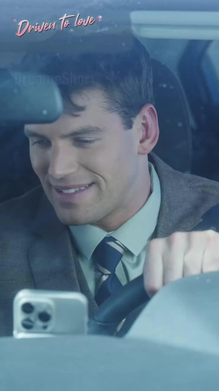 Accidentally hit his car, unexpectedly also his heart. What's next for this poor girl and the CEO?