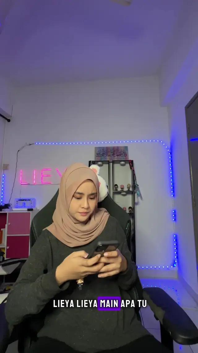 Lieya dah main game kat @toptopmy . Korang bila lagi ? 🥶 #toptop