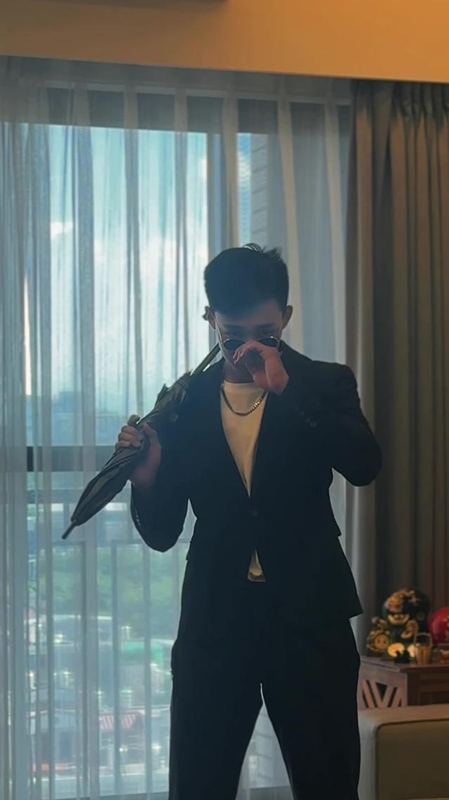 林正英正版授權，下載領取最新iPhone16！