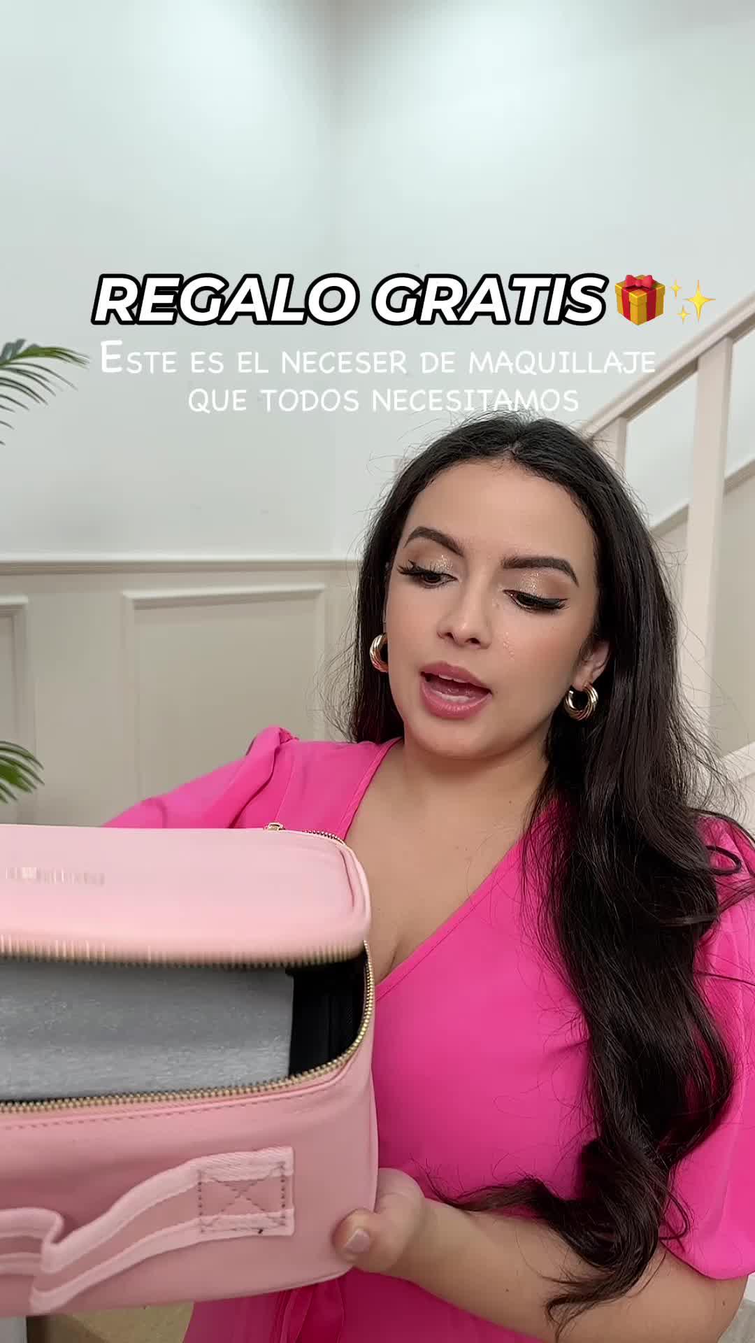 💄✨ Nuestra caja de cosméticos te ofrece la solución perfecta para mantener tus productos favoritos ordenados y accesibles. #Maquillaje #Organización #Belleza #Estilo #fyp