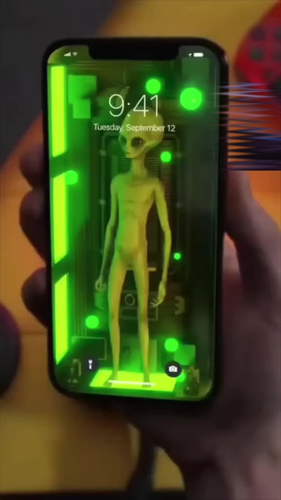 One Tap Changes Your Wallpaper!!!