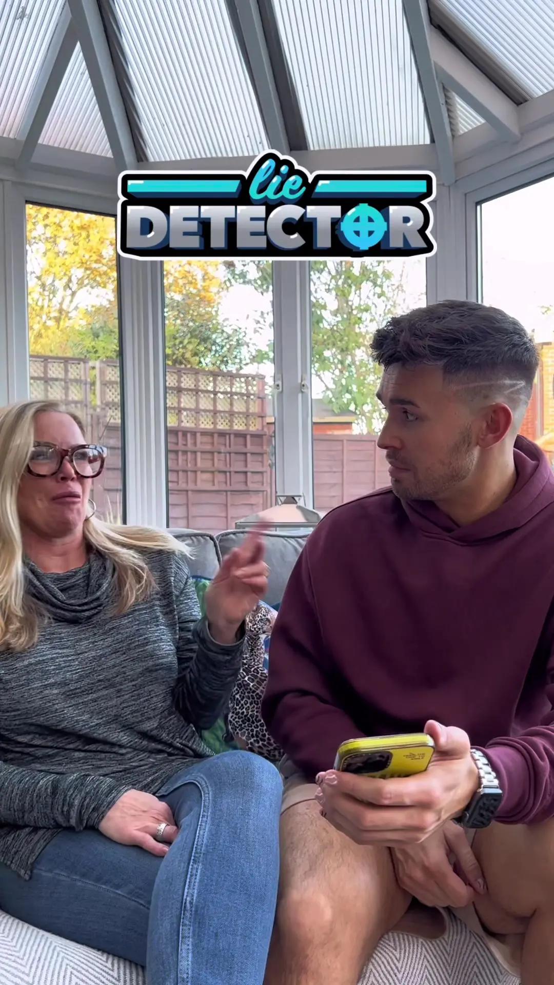 Guys you can now find me on @smittendating - download NOW for a chance to match with me. Link in bio #smittendating #datinginyour20s #single AD 