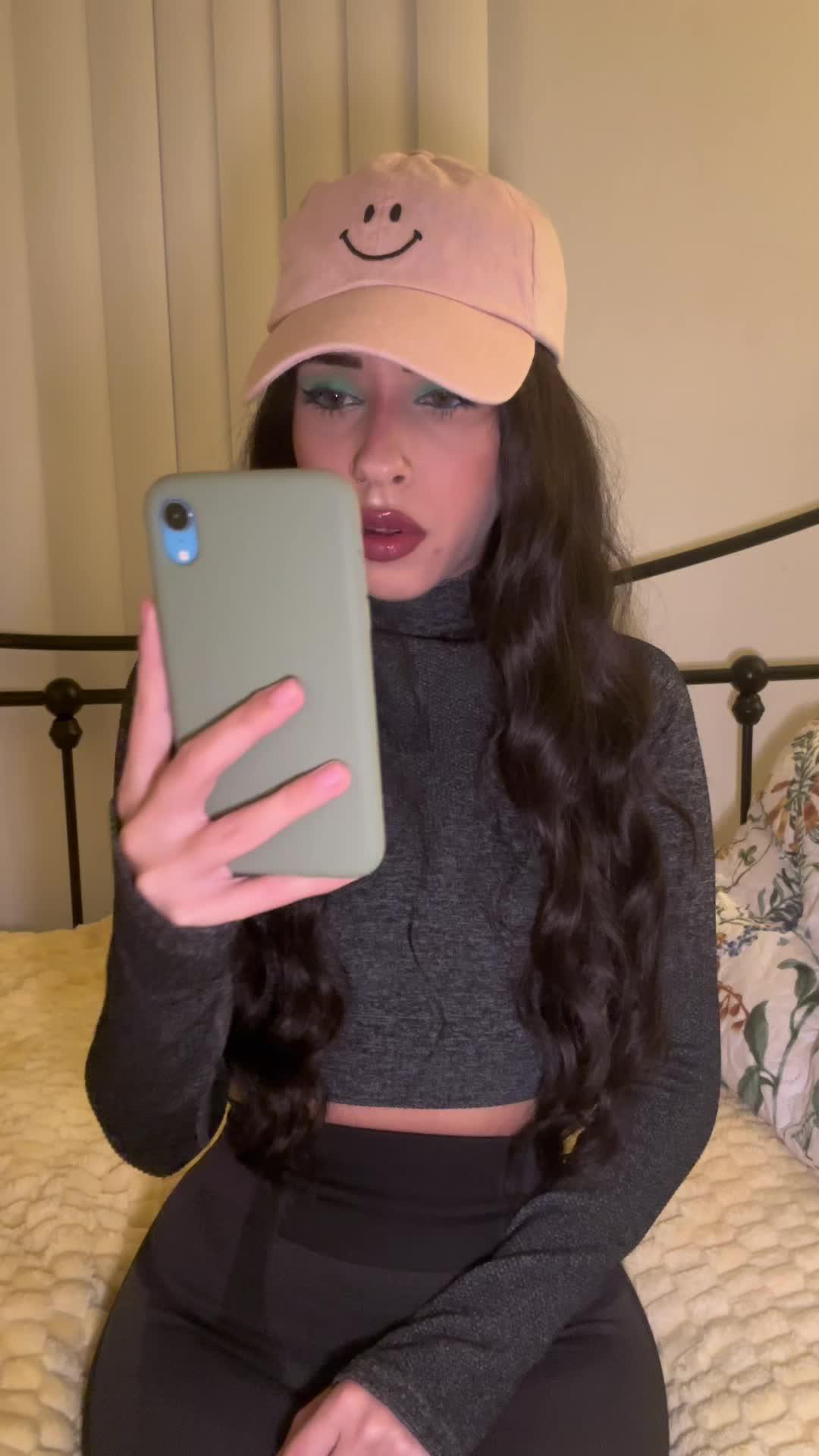 Thousands of keyboard themes for you to choose, easy to get chat treasure