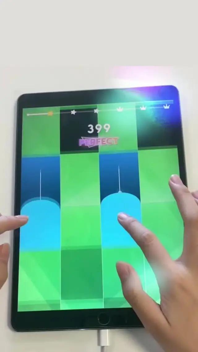 10,000以上の最もホットな曲で