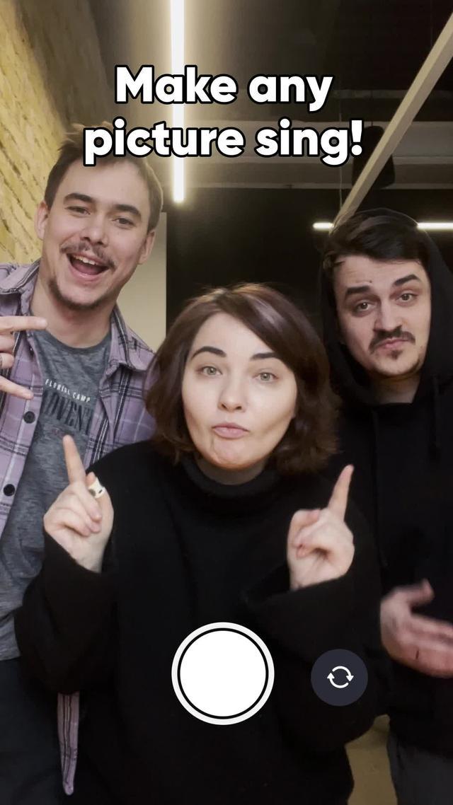 Sing a Holiday Tune with Your Photos! Revive’s Christmas Season Delights!