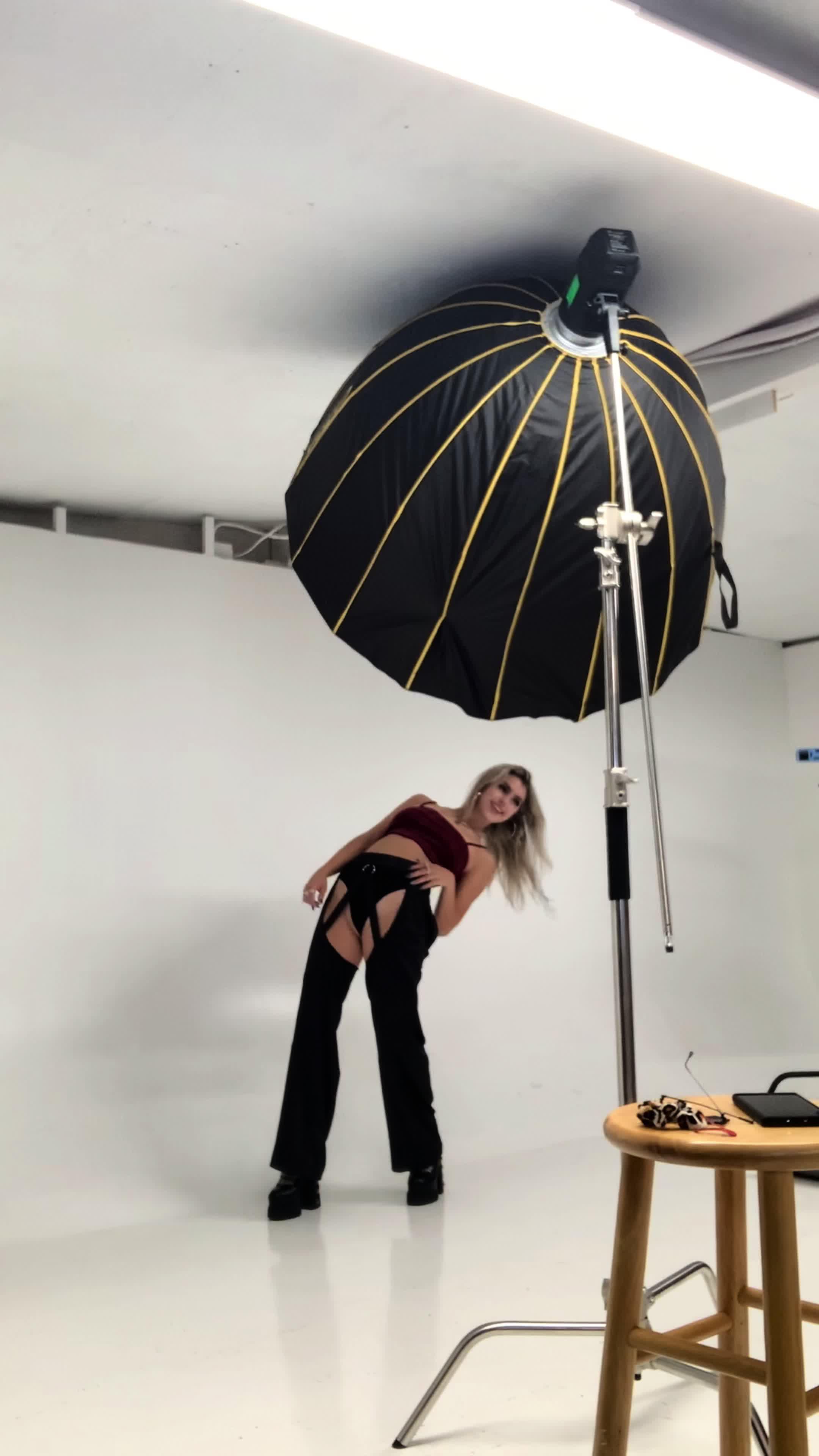 20% off your first app order! Call your besties!