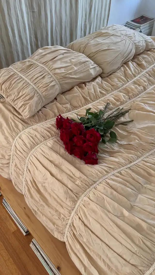 Customize your videos using any of the Unfold templates! Create yours today.