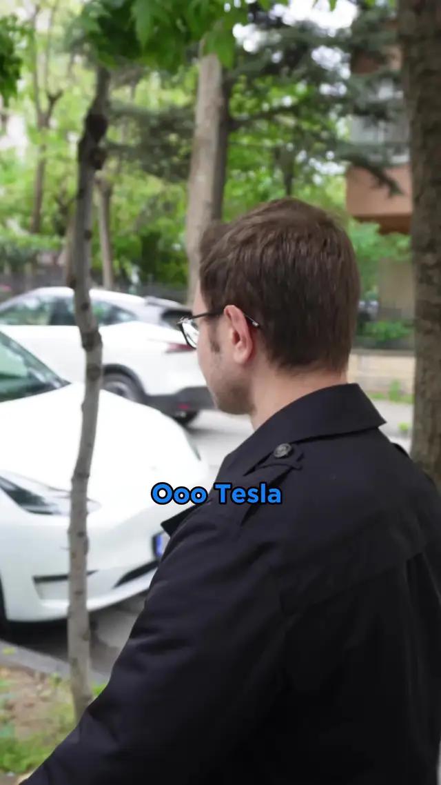 Hemen Yapı Kredi Mobil'i indir, Yapı Kredi'nin fırsatlarla dolu dünyasına katıl!