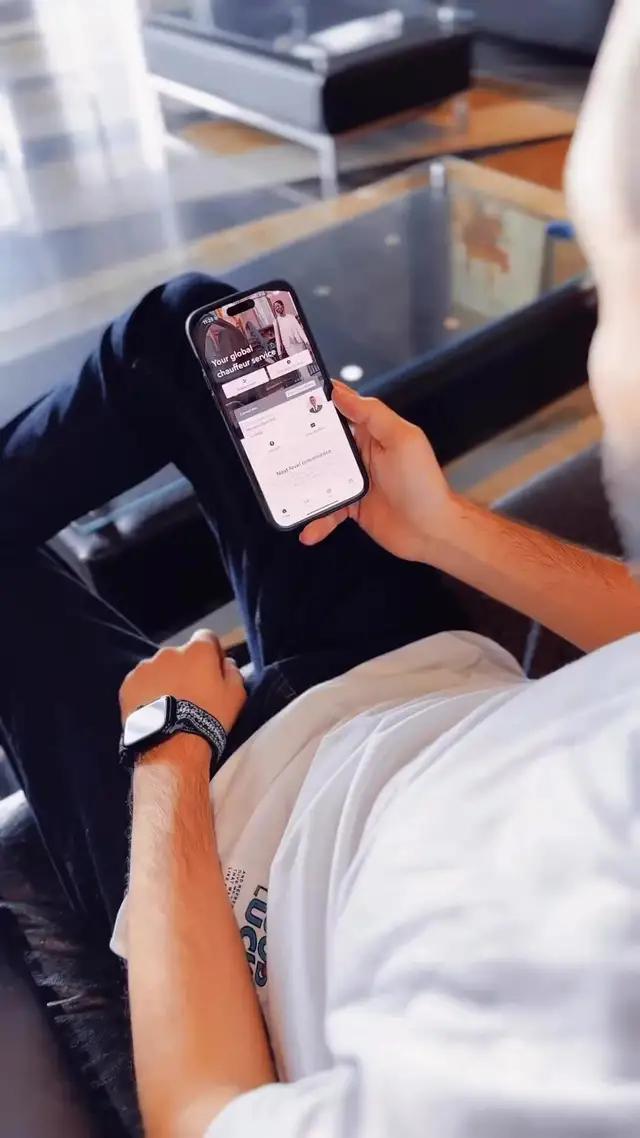 Luxurious rides, professional chauffeurs and fixed pricing..what more do you need? 