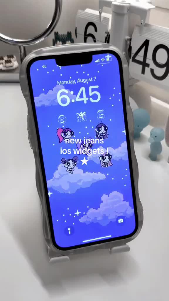 Set exclusive icons & themes for your iPhone!