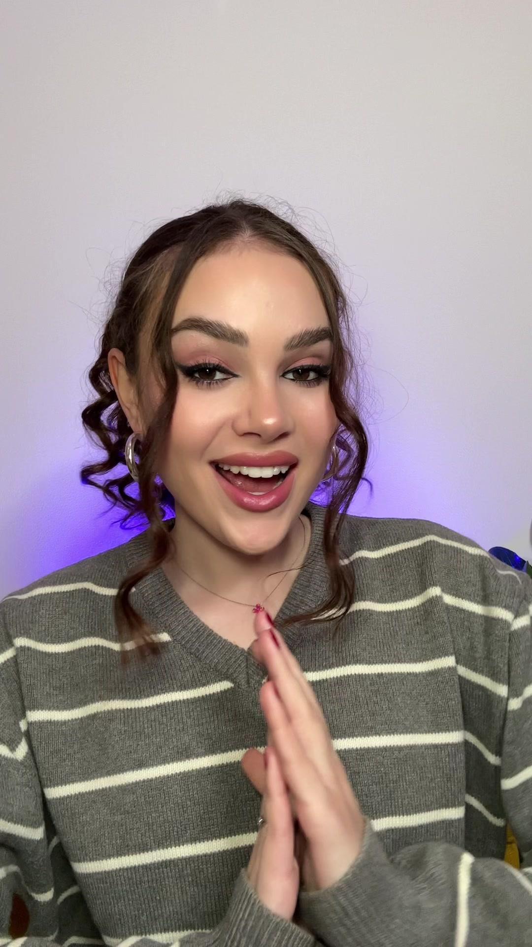 Pri nákupe v ABOUT YOU OUTLET môžete využiť môj kód 10SHINE na zľavu 10% pri objednávke nad 1200 Kč! Kód platí celý mesiac! @aboutyou_outlet #ad