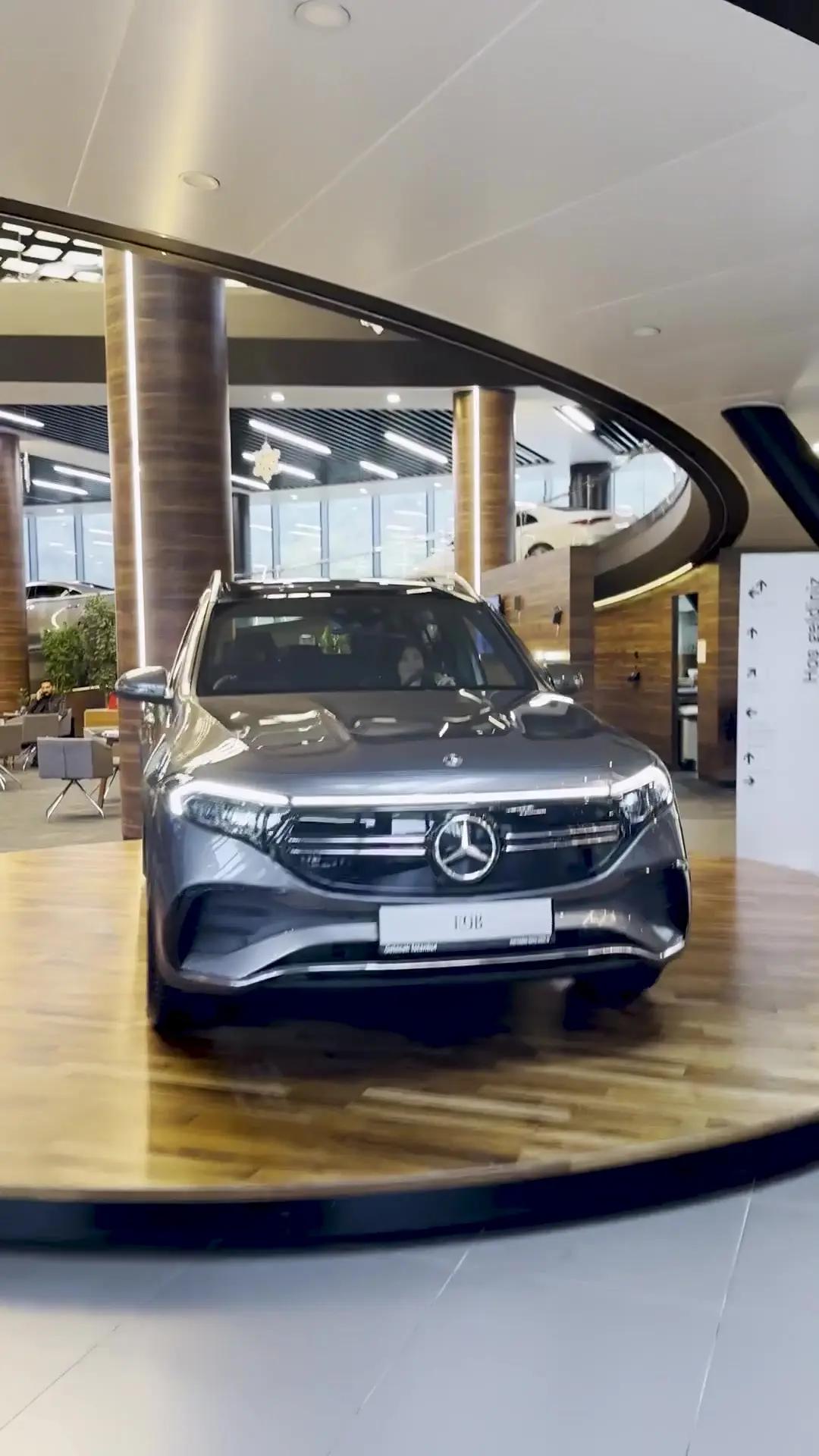 Ayşenur gibi siz de elektrikli Mercedes-Benz EQB sahibi olmak mı istiyorsunuz? Garanti BBVA Mobil’i şimdi indirin, MERCEDES koduyla müşteri olun, çekilişe katılın!