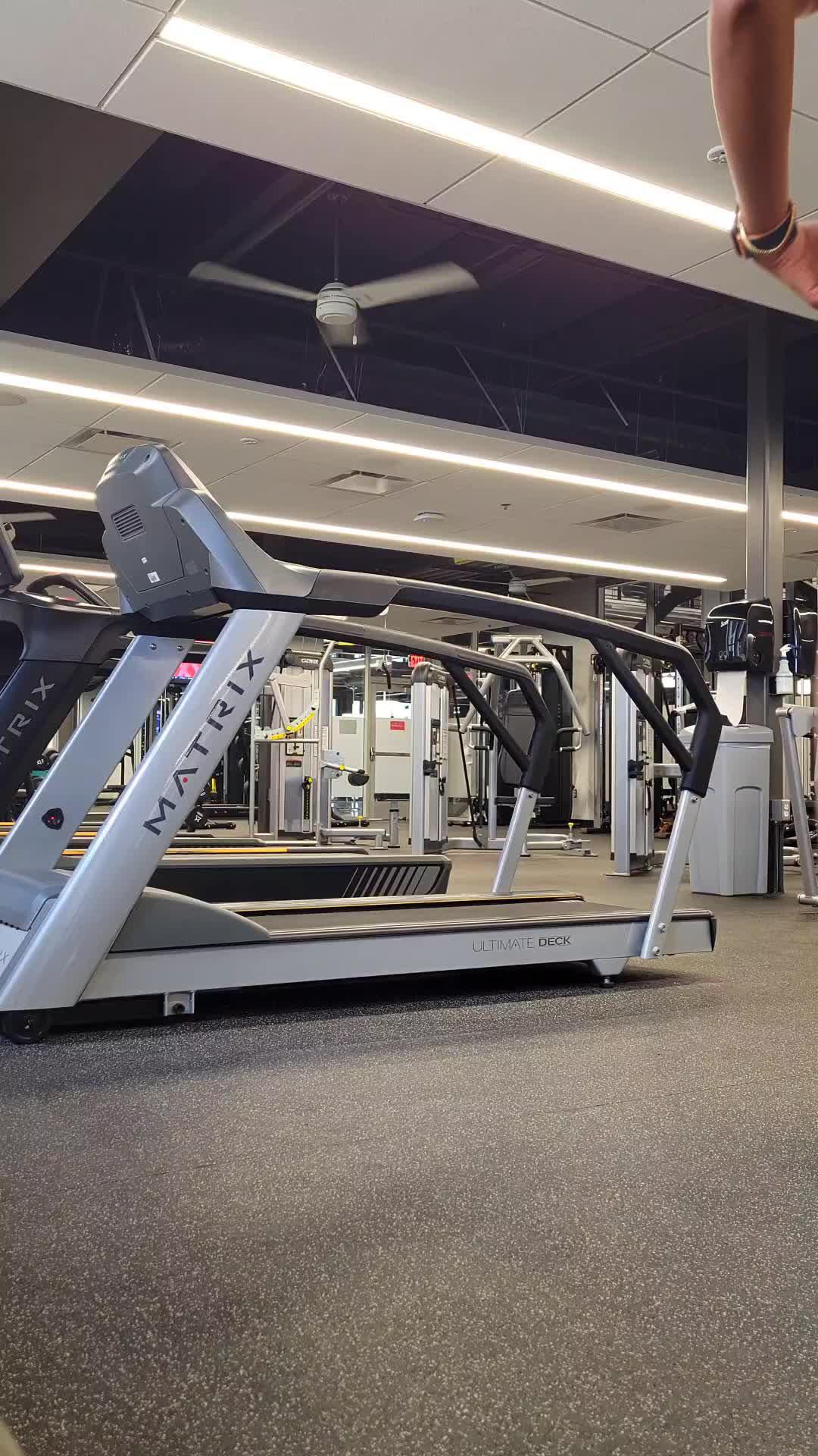 Gear up for an epic fitness journey in 2024 with this mind-blowing Apple Watch app "Train Fitness Workout Tracker" 💪🏼🎉 It's basically your personal trainer on your wrist – no kidding! 🏋🏽‍♀️ Crushing those New Year's resolutions just got a whole lot easier – and guess what? It won't cost you a dime!  ✨️ #trainfitness #applewatch #applewatchfitness #gymhack #fitness #fitnessai #gymtok  #fitnessmagic  #fittech #gymgoals #newyearsresolutions  #levelupfitness #fitlife #healthtech  #gamechanger  #fitfam  #2024fitnessjourney  #smartworkouts #tiktokfitness #fittechtrends #tiktokworkouts  #newyearvibes #explorefitness #fyp #foryoupage