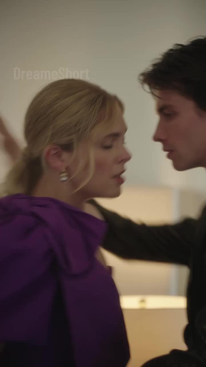 The co-parenting pact ignites hidden desires—she becomes the CEO's salvation and his undeniable love