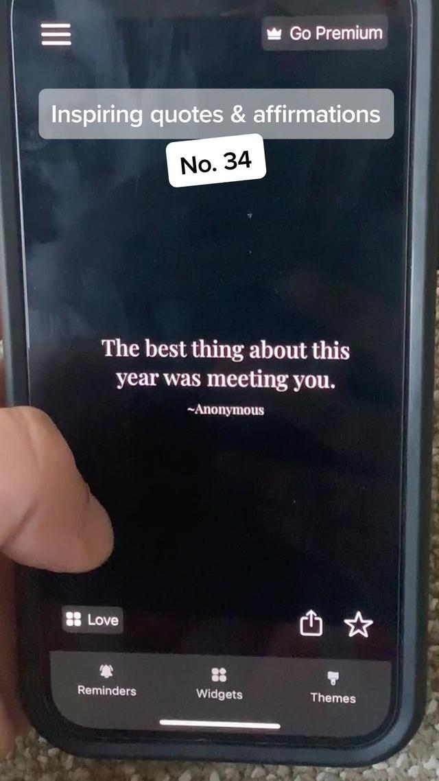 Your daily dose of motivation through aesthetic widgets & reminders!