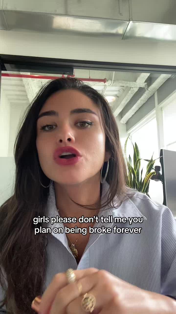 Girl math is buying that bag but also investing early & often to build my filthy rich era 💄💸 #alineaapp #alineainvest