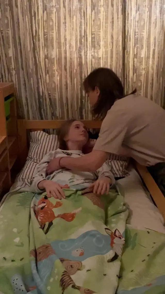 Children play phone every time? Psychologists recommend parental control. Set one for free.