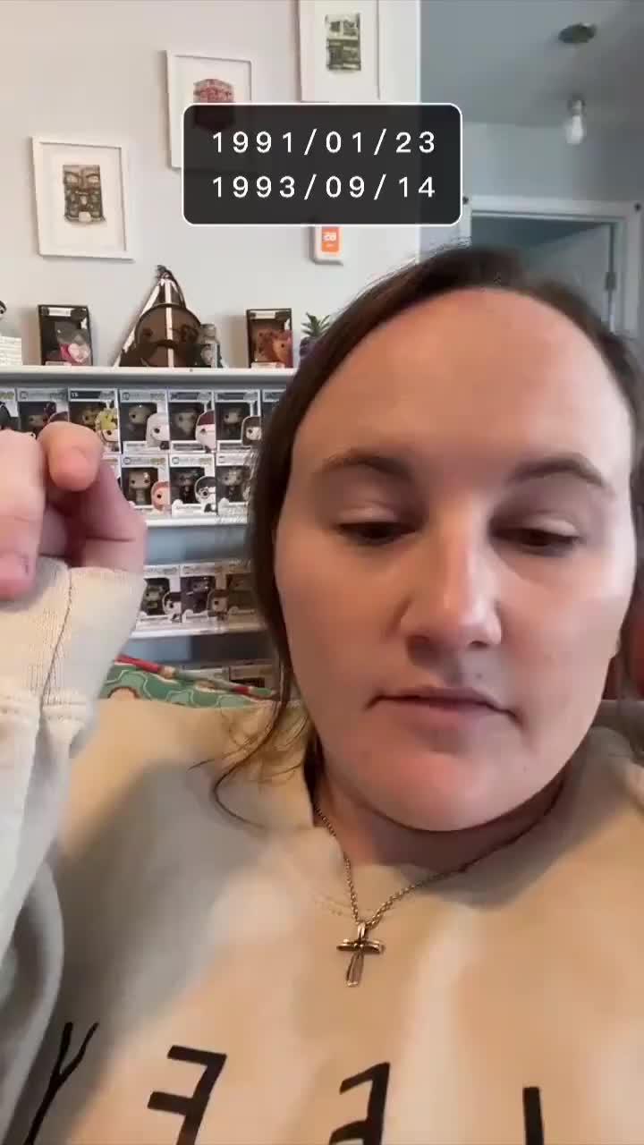 Follow Moon phases, receive positive affirmations, learn about runes & more in Moonlia app