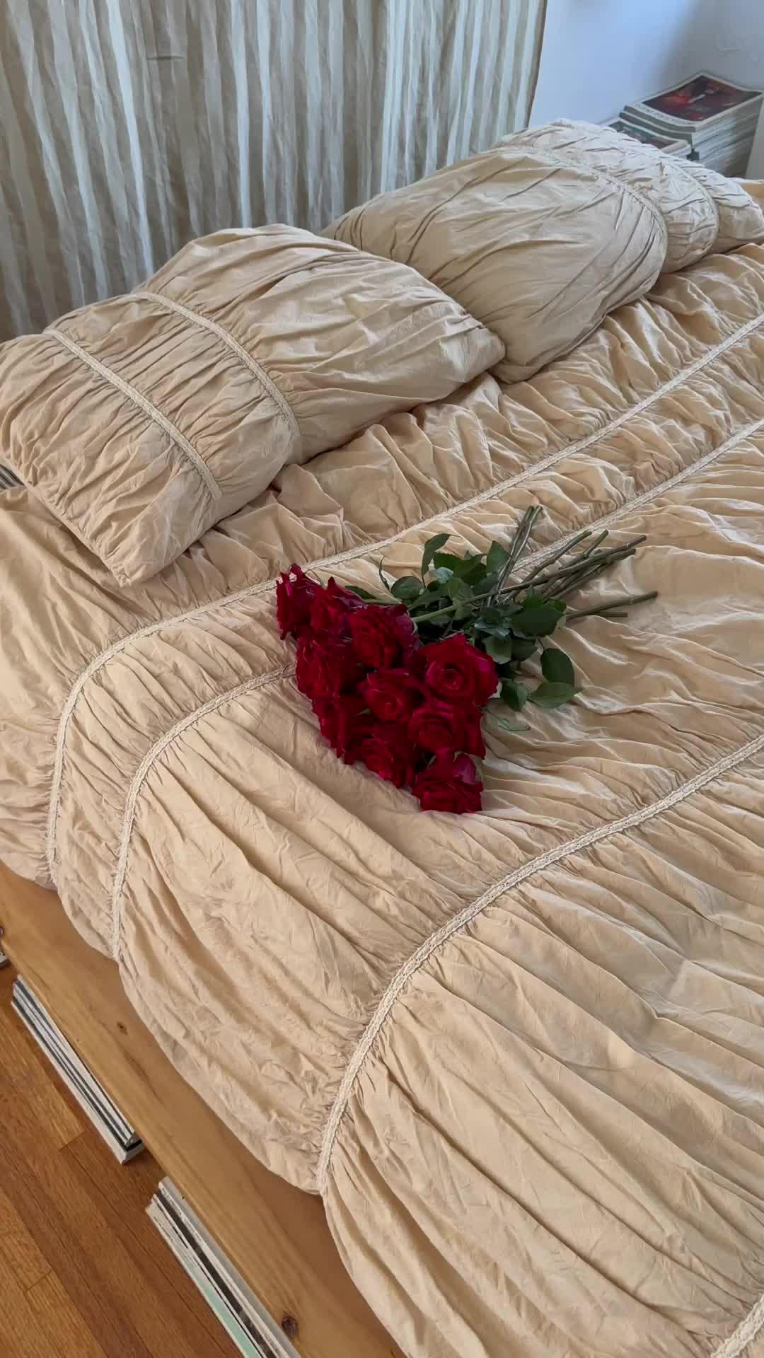 Customize your videos using any of the Unfold templates! Create yours today.