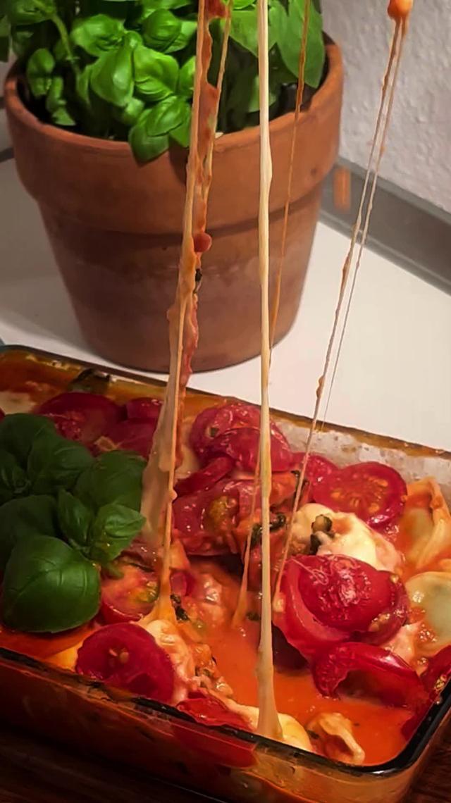 Über 3.000 Rezepte & Step-by-Step-Anleitungen! Hol dir jetzt die KptnCook App.