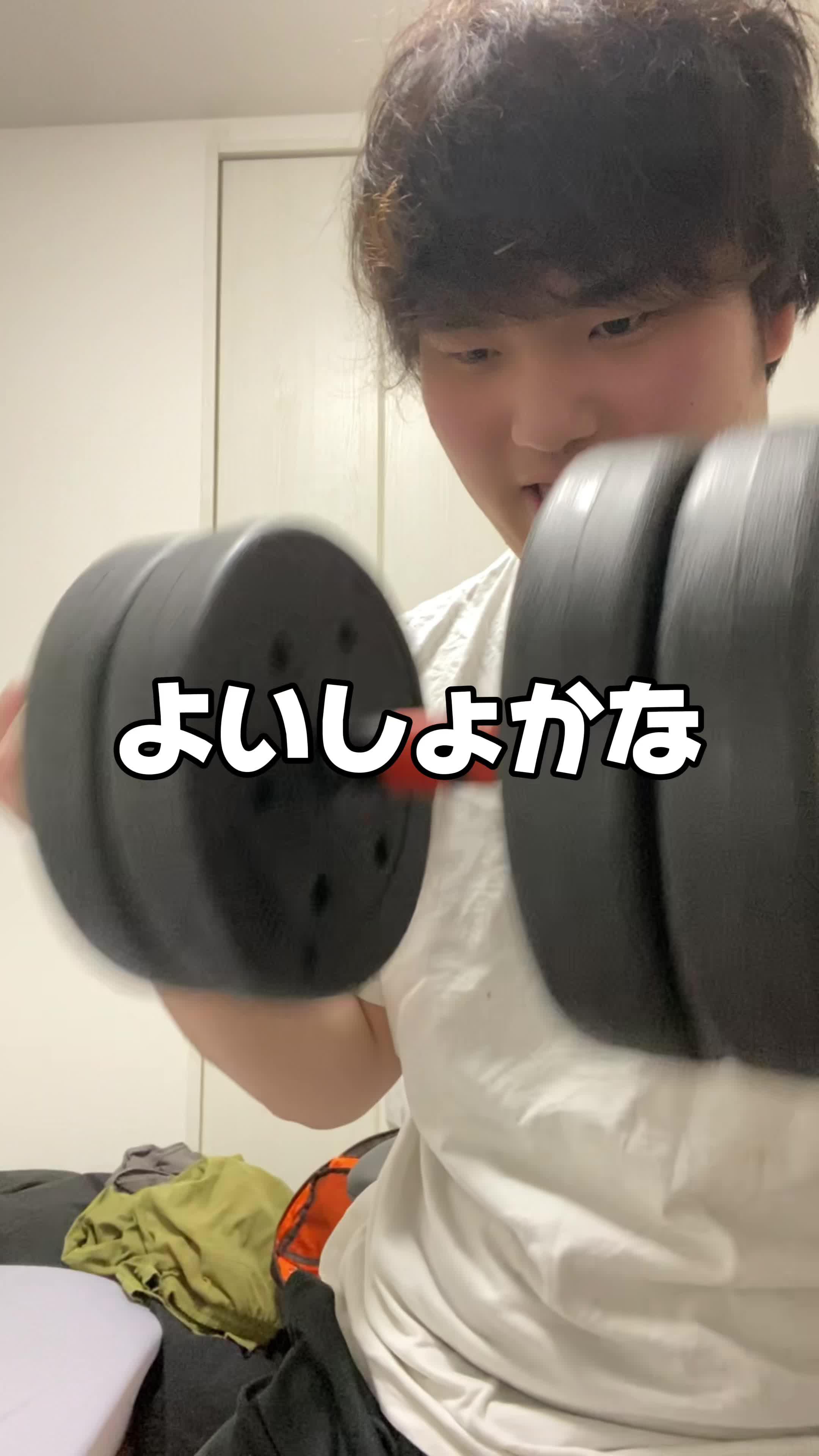 すぐダウンロードすると100個のブラインドボックスがもらえる！