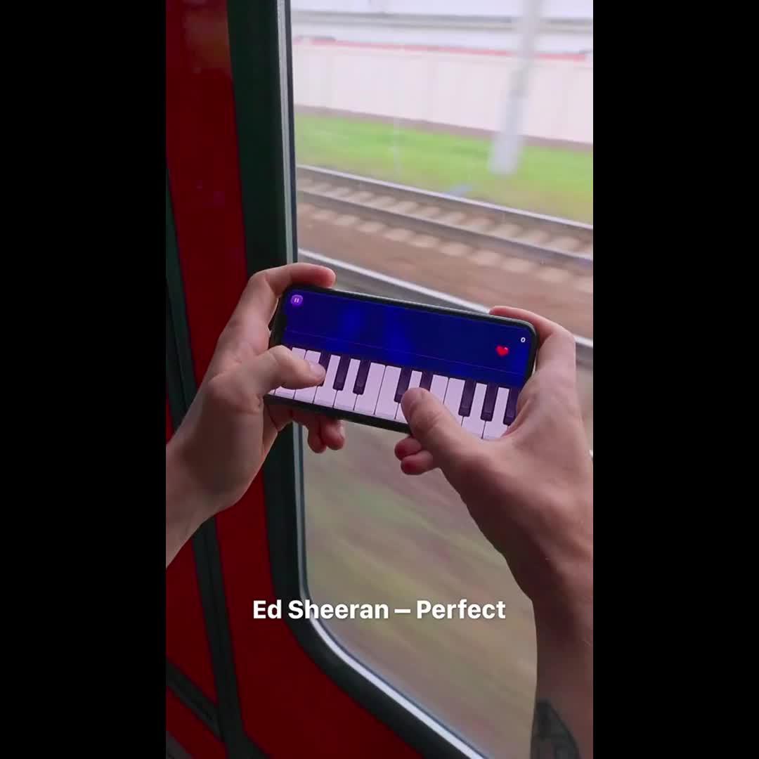 Easiest way to learn piano! 6 weeks of tutoral training!