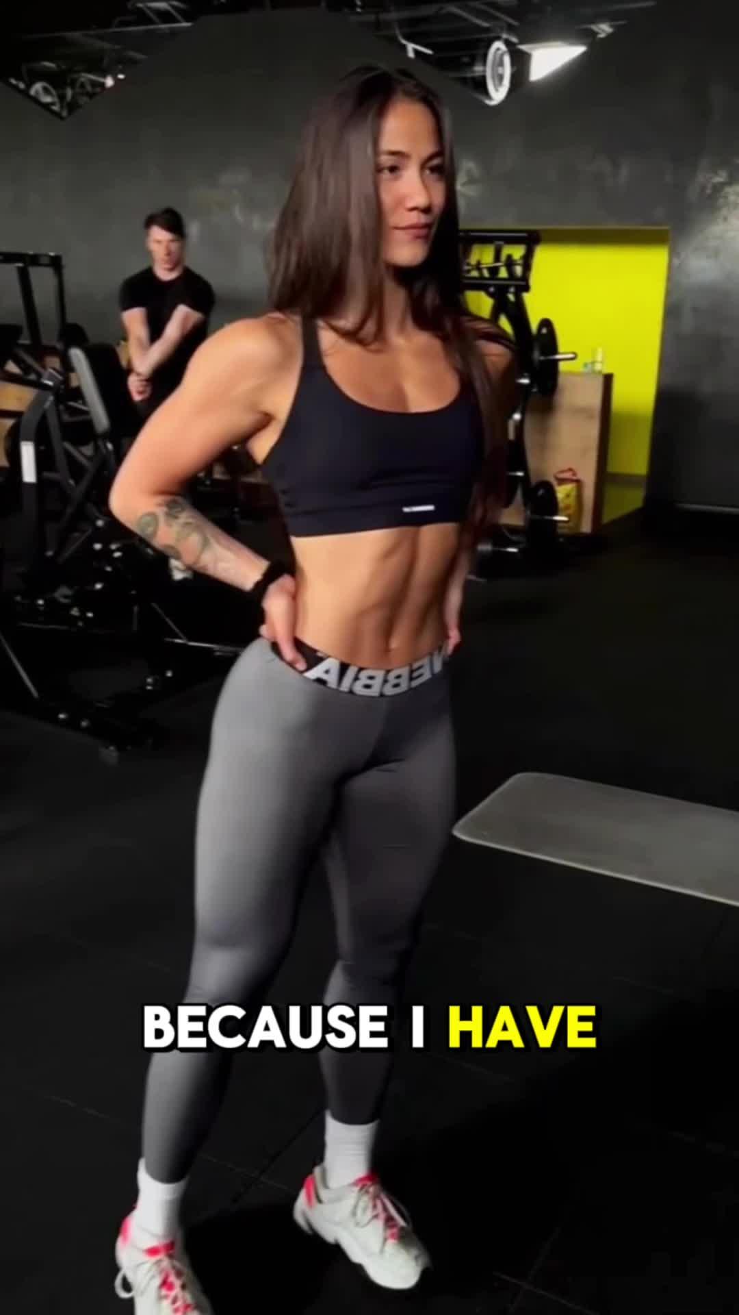 Calorie and macros tracking can be simple. Try the AI foodscnner, it's an ultimate game-changer