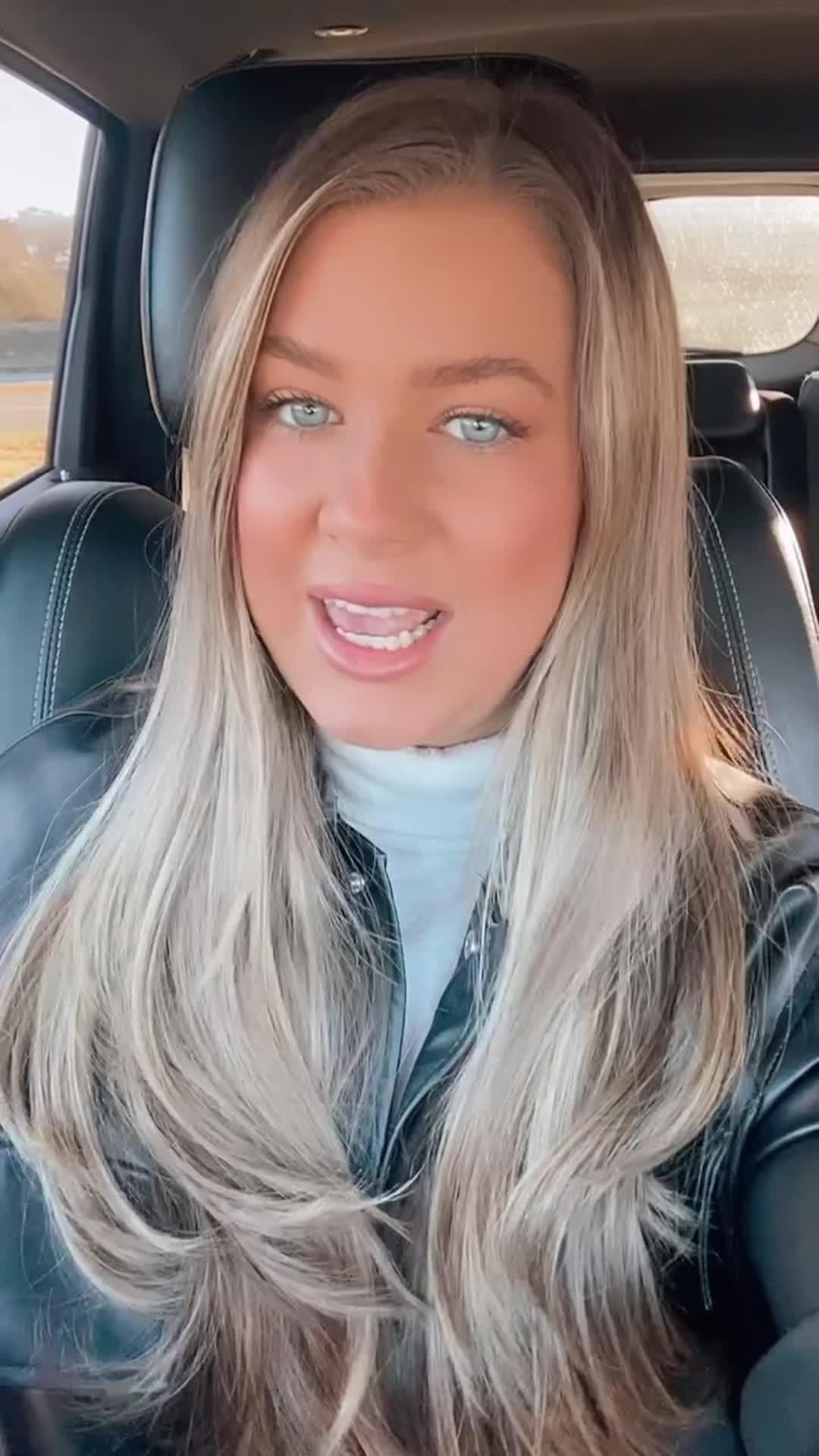 The best planning assistant! @thebachparty #thebachparty #bride #maidofhonor #weddingplanning #wedding #bachparty #bachelorette #nashbash #bachapp