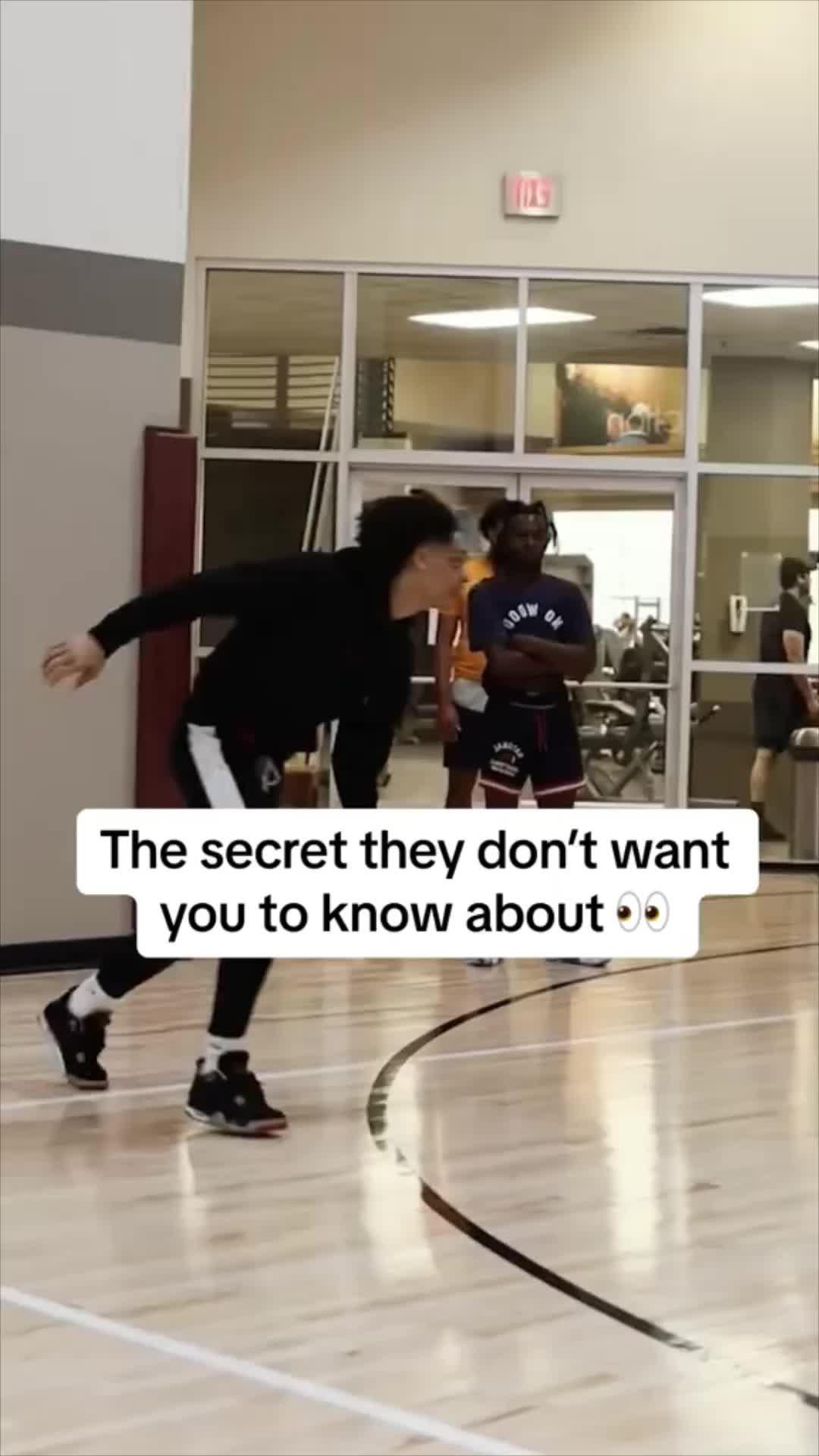 yall gotta try this out 👀 stretching is the most important part! ‼️🔥 #weasyo #wellness #fy