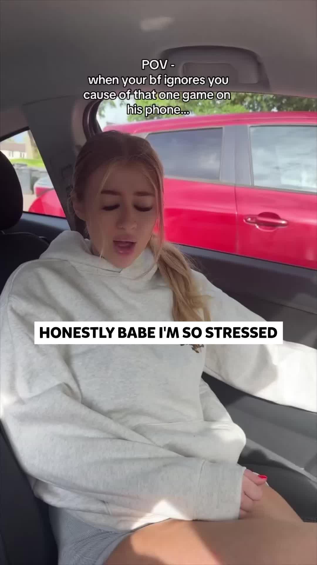 Multiplayer mini-golf races with friends!