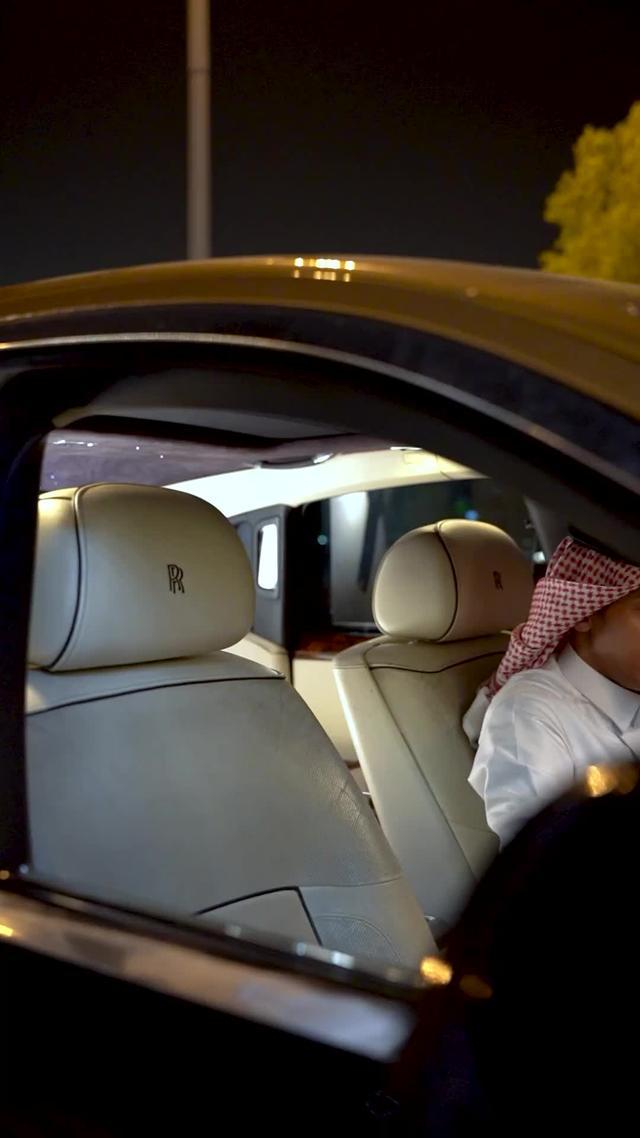 سجل بياناتك بسهولة عبر التطبيق والموافقة سريعة جداً