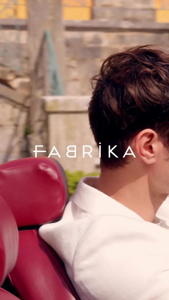 Fabrika’da yeni sezon, yeni koleksiyon. Yani yeni bi’ sen.