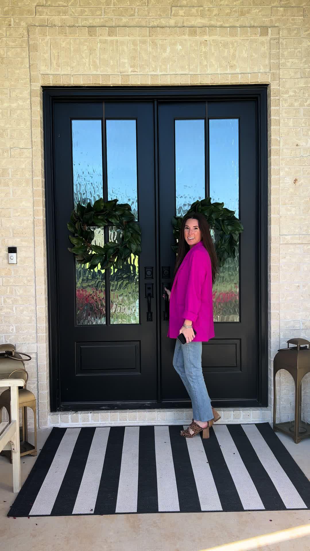 Renovate dream houses with your partner!