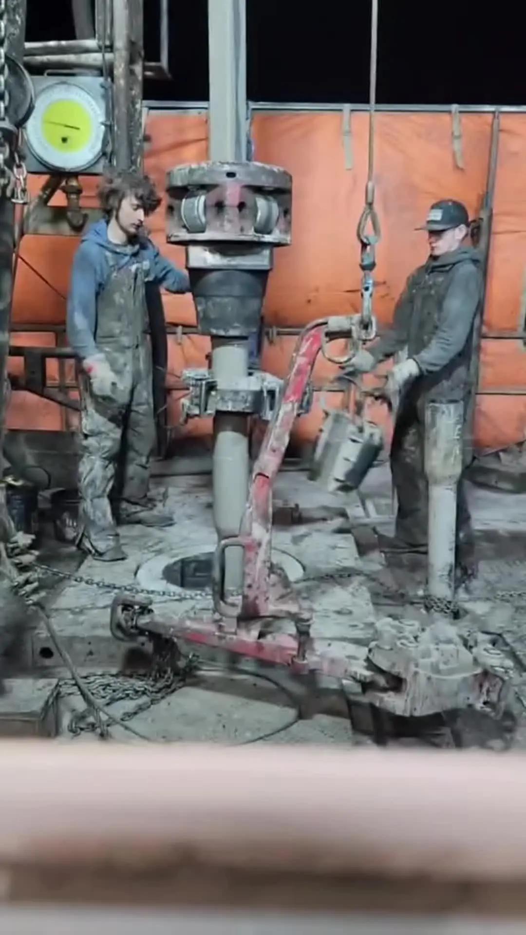 Take the challenge! Build an oil empire!