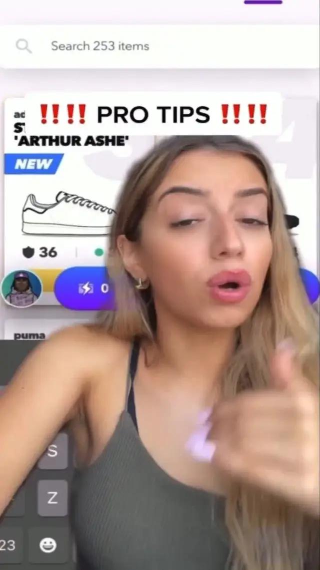 Collect virtual shoes in Aglet!