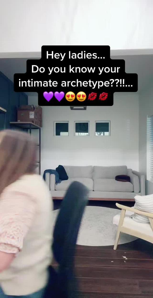 Understanding your intimacy style and how you operate within relationships is so helpful, and the Alis intimacy has made that quiz available for fr€€! 💜 #intimacy#intimacycoordinator#womenempowerment#howdoyoulove#relationships#intimacyadvice#relationshipadvice#intimacymatters#relationshipadvice 